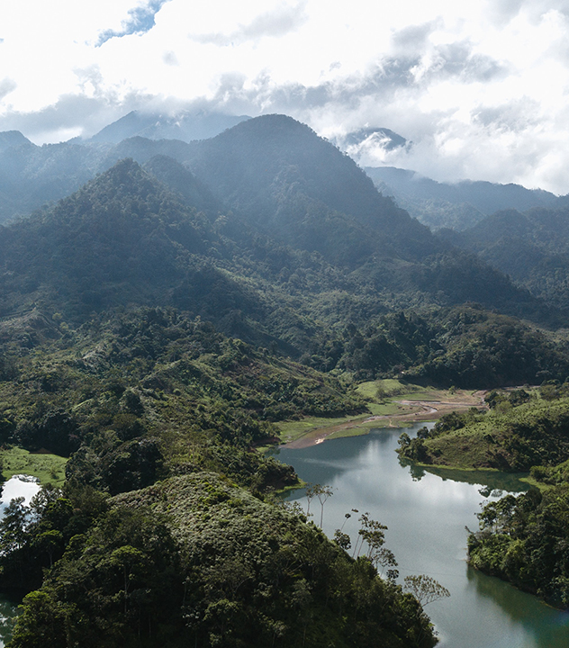 Jose Miguel and Heather Hernandez Farrell | Commission to Every Nation | Honduras
Developing Leaders, Transforming Communities, Multiplying Churches & Disciples
